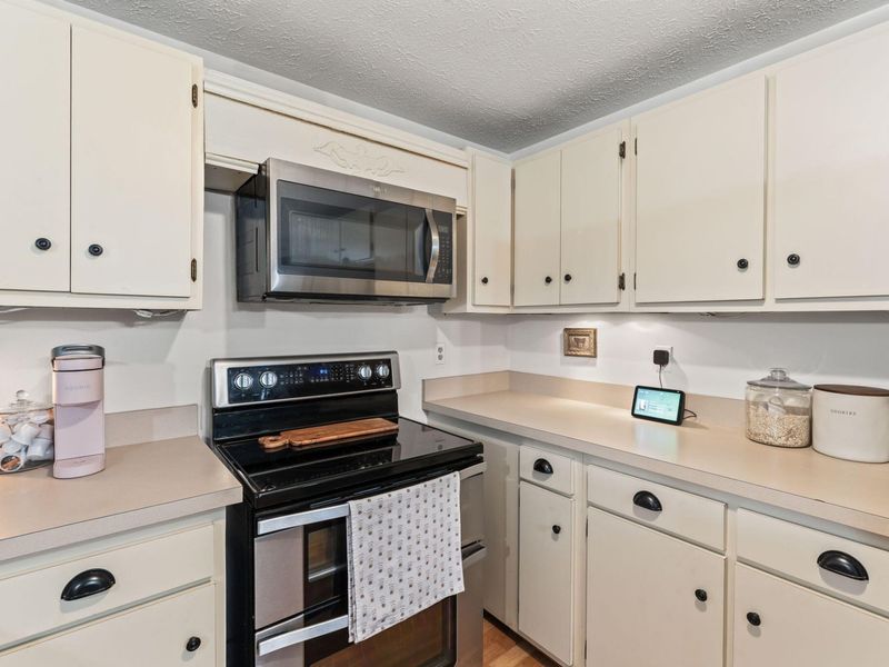 5454 Johannsen Drive, Dayton, OH 45424 Photo 13