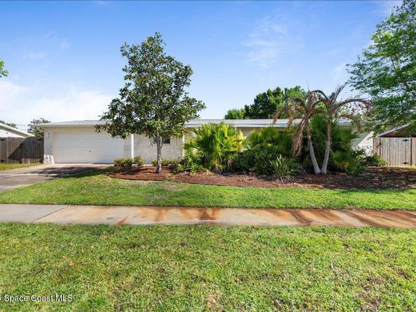 1738 Cadillac Circle N, Melbourne, FL 32935