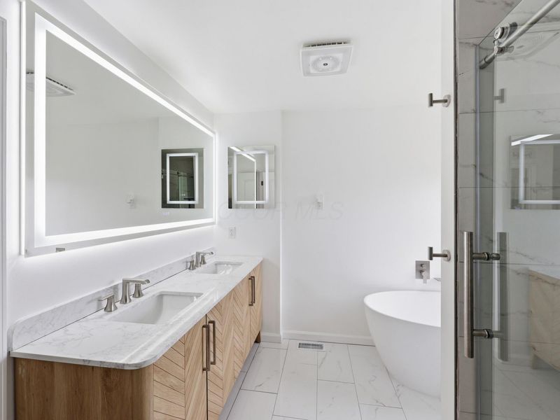 5569 High Arbor Drive, Galloway, OH 43119 Photo 25