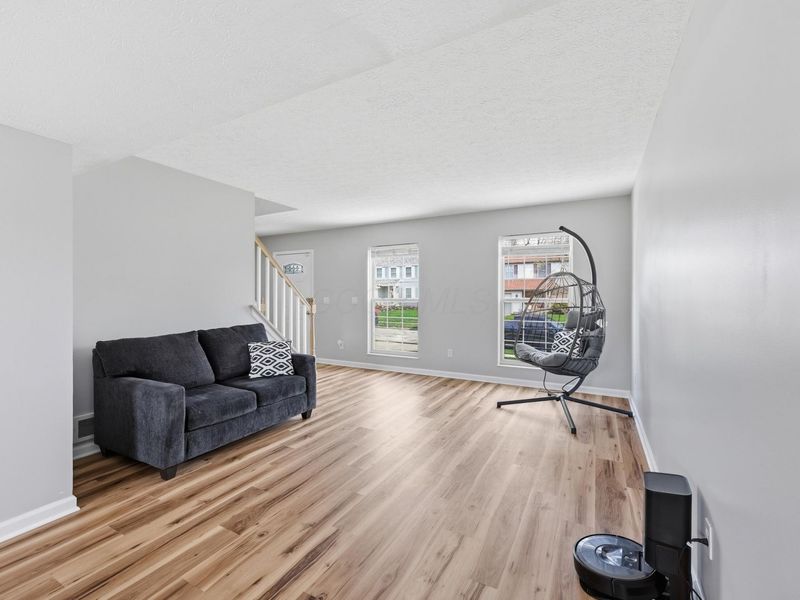 5569 High Arbor Drive, Galloway, OH 43119 Photo 8