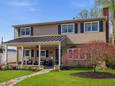 425 AUSTIN CIRCLE, FAIRLESS HILLS, PA 19030