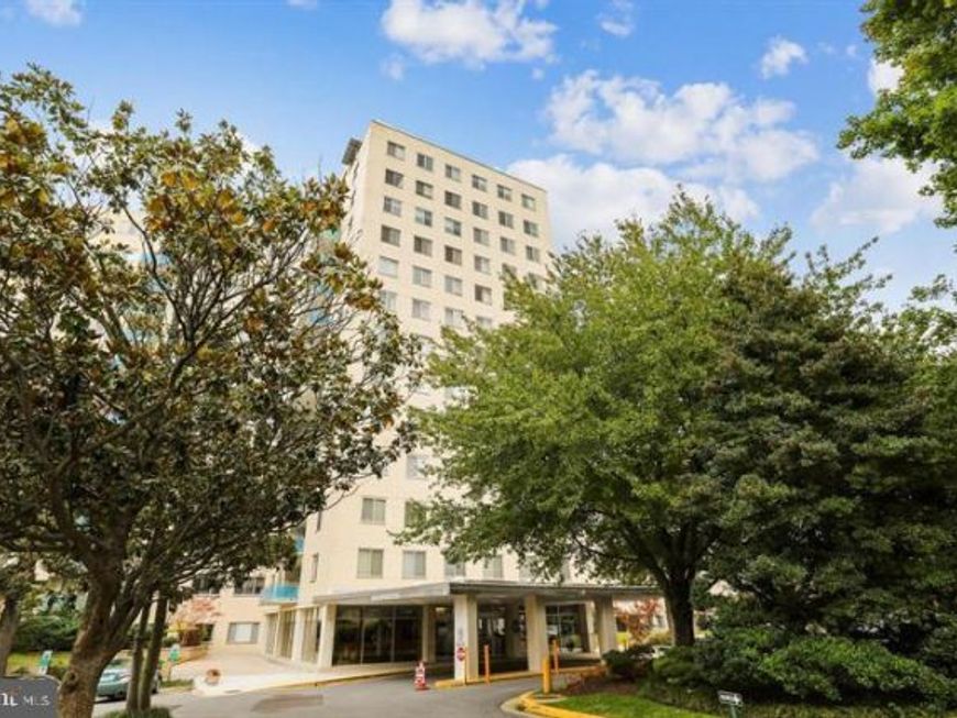 10201 Grosvenor Place , Unit 1206, Rockville, MD 20852 Main Photo