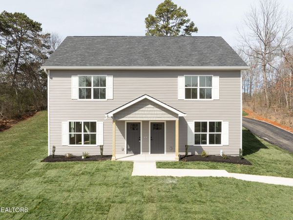 1619 Francis Rd, Knoxville, TN 37909