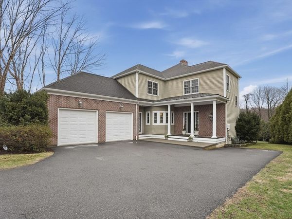 531 Salisbury Street, Worcester, MA 01609