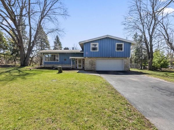 N84W12863 Ronald DRIVE, Menomonee Falls, WI 53051