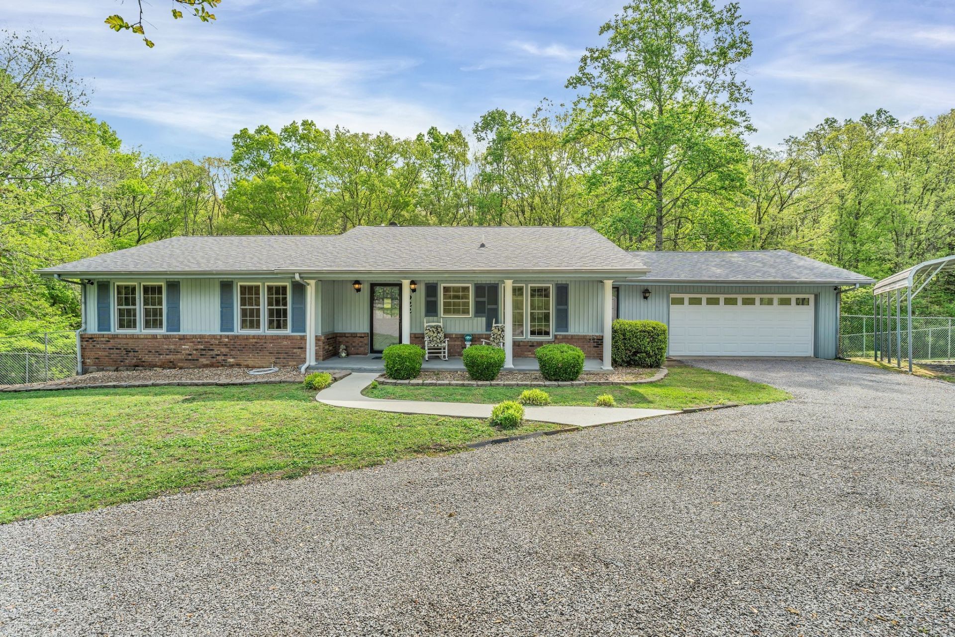 922 Hayes Rd , Lawrenceburg, TN 38464 Main Photo