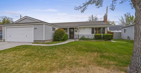 1360 Oxford Avenue, Sparks, NV 89431 Photo