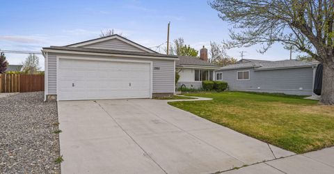 1360 Oxford Avenue, Sparks, NV 89431 Photo