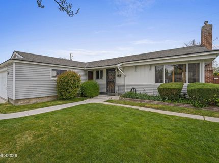 1360 Oxford Avenue, Sparks, NV 89431 Photo