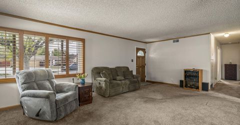 1360 Oxford Avenue, Sparks, NV 89431 Photo