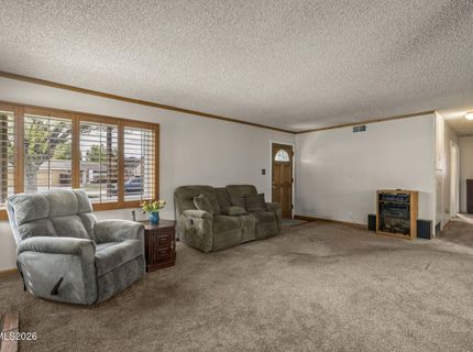 1360 Oxford Avenue, Sparks, NV 89431 Photo