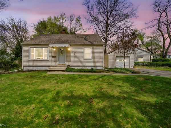 7857 Emery Circle , Mentor, OH 44060