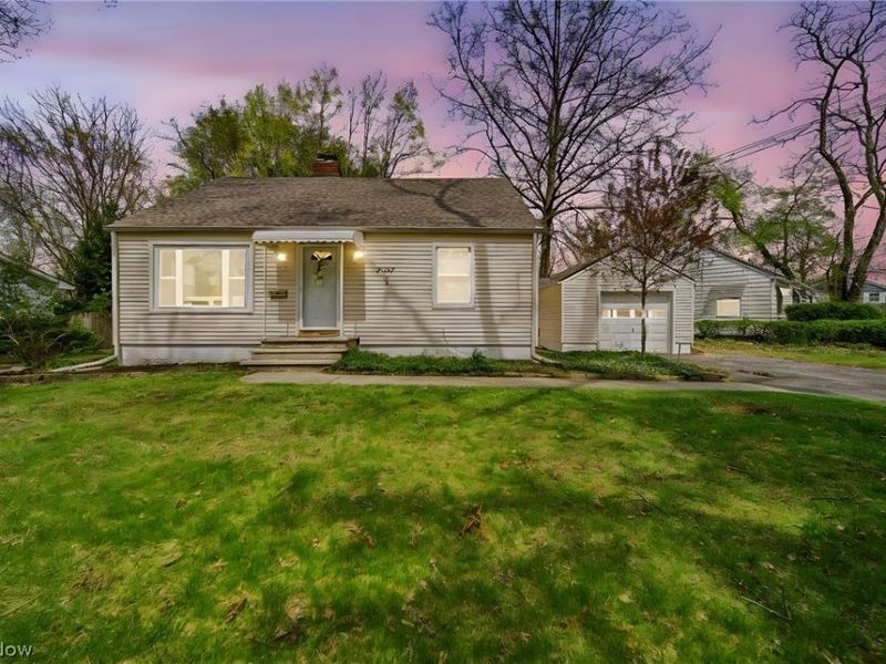 7857 Emery Circle , Mentor, OH 44060 Photo 1