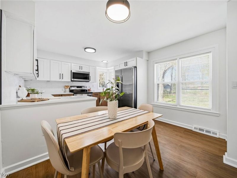 7857 Emery Circle , Mentor, OH 44060 Photo 10