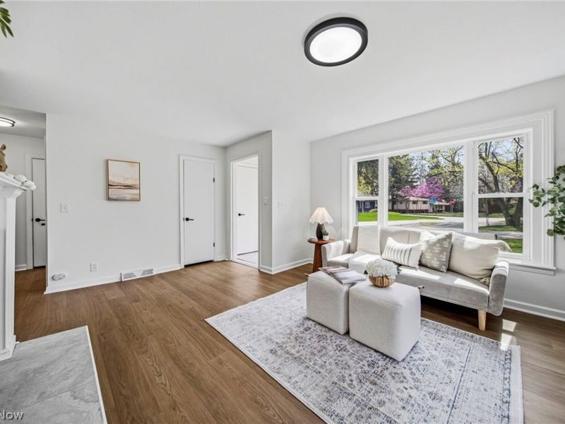 7857 Emery Circle , Mentor, OH 44060 Photo 8