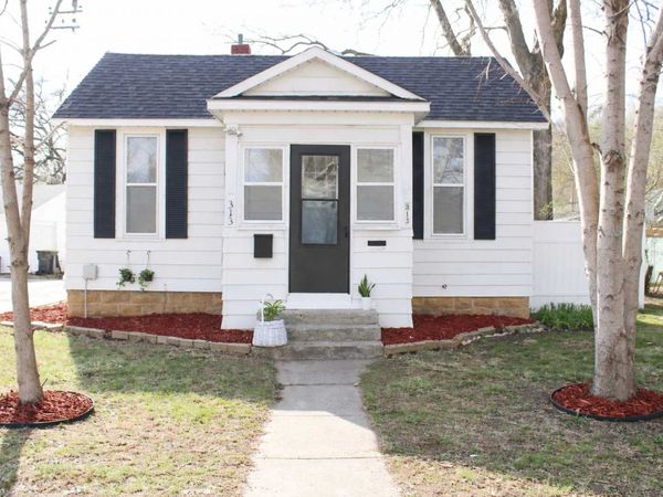 313 S Lake Street, North Mankato, MN 56003