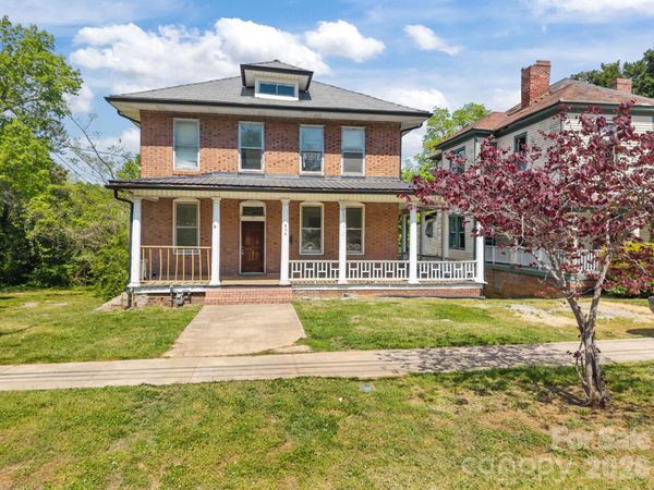 808 N Main Street N, Salisbury, NC 28144