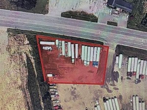 5429 Asheville Highway , Hendersonville, NC 28791