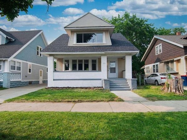 717 Lynch Street SW, Grand Rapids, MI 49503