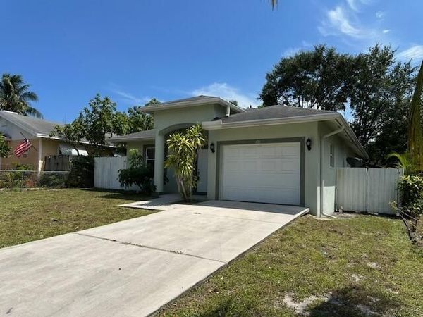 1731 Lavue Avenue, Lake Worth Beach, FL 33460