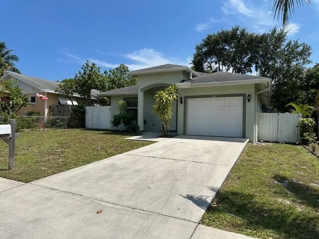 1731 Lavue Avenue, Lake Worth Beach, FL 33460 Photo