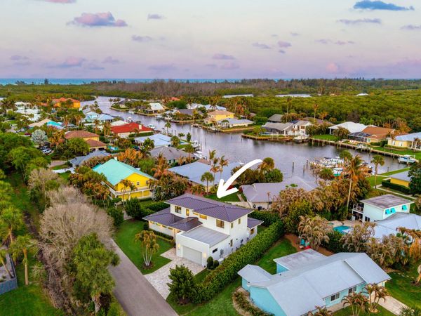 10742 SE Burgee Court, Hobe Sound, FL 33455