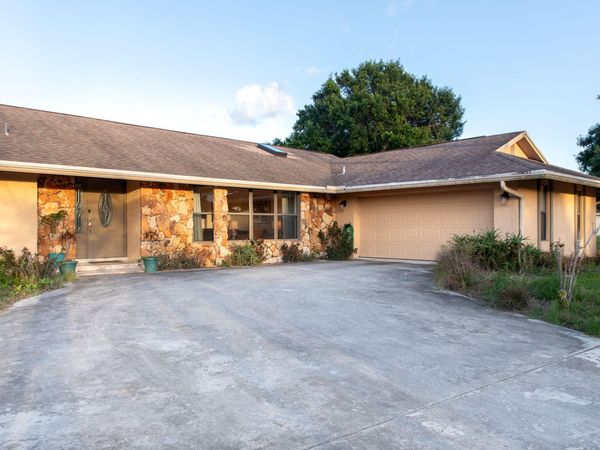 2681 SE Delong Road, Port St. Lucie, FL 34952
