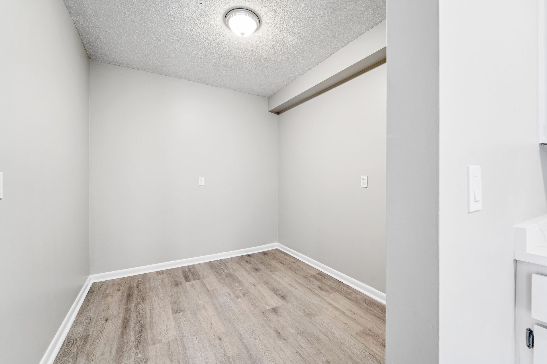 3636 Whitehall Drive, Unit 402, West Palm Beach, FL 33401 Photo