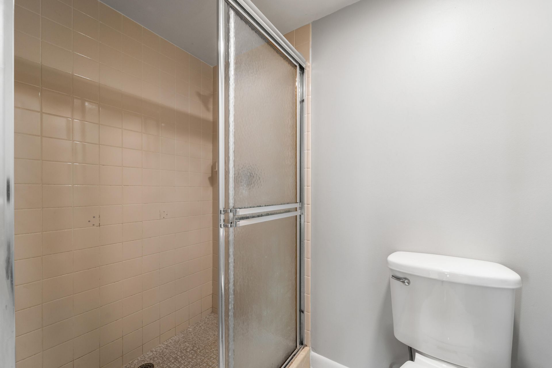 3636 Whitehall Drive, Unit 402, West Palm Beach, FL 33401 Photo