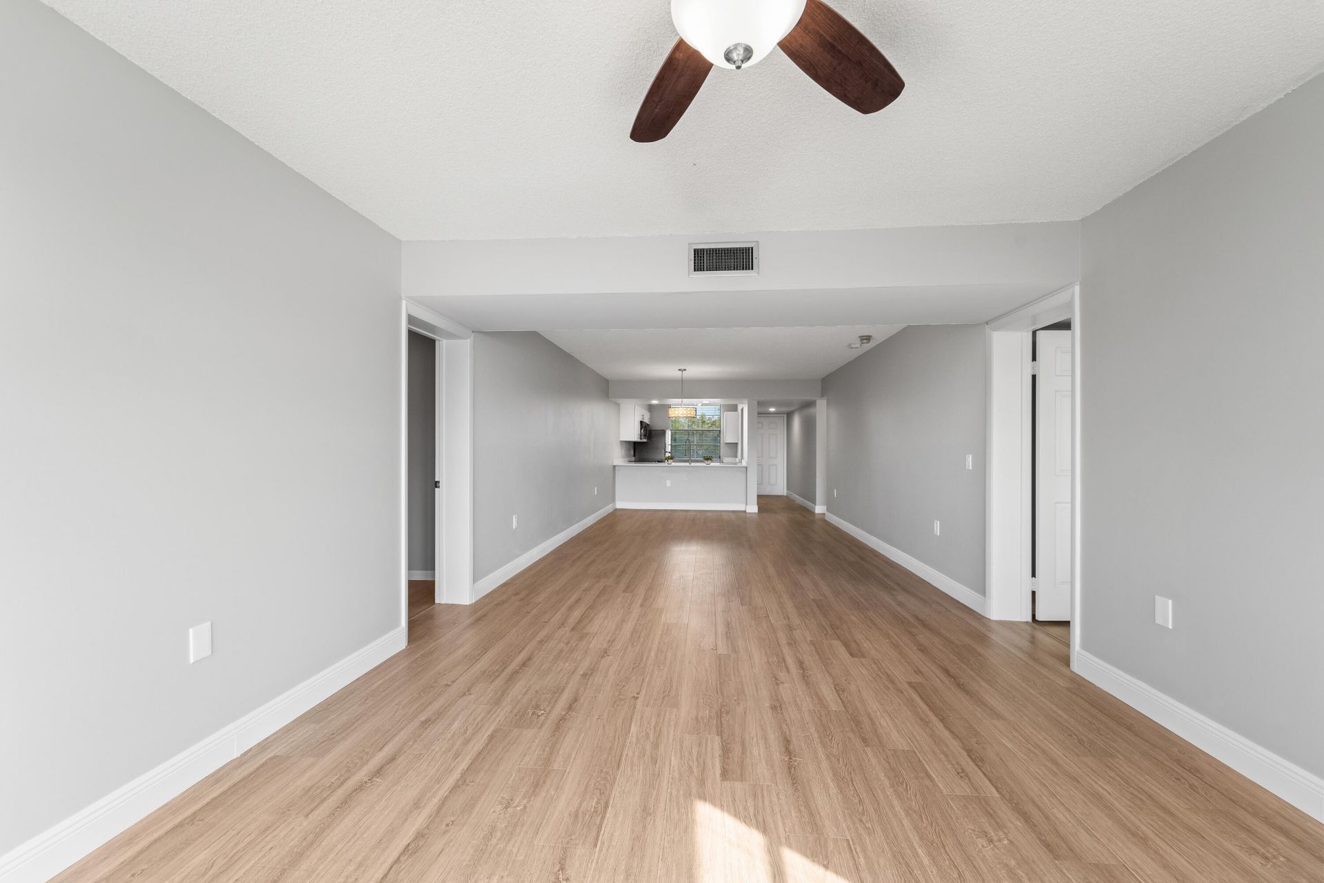 3636 Whitehall Drive, Unit 402, West Palm Beach, FL 33401 Photo