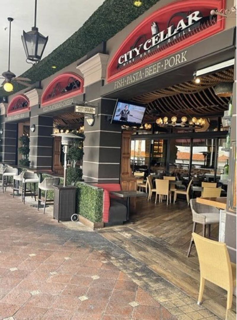 3636 Whitehall Drive, Unit 402, West Palm Beach, FL 33401 Photo