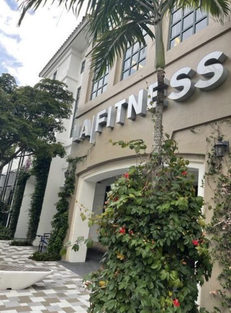 3636 Whitehall Drive, Unit 402, West Palm Beach, FL 33401 Photo