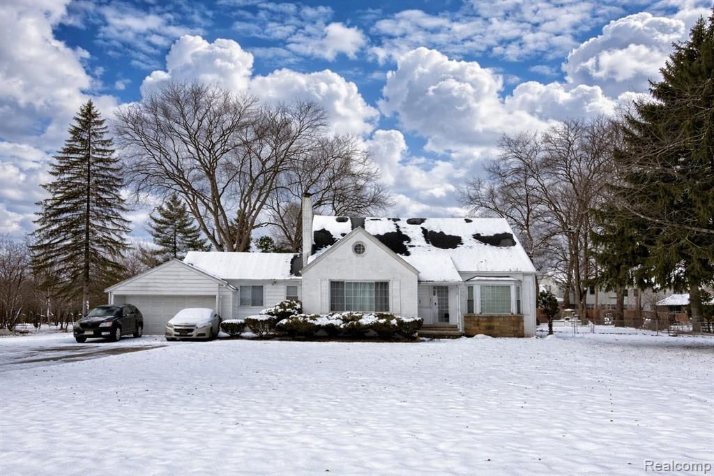 18510 George Washington Drive, Southfield, MI 48075 Main Photo