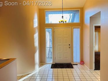 33779 VISTA Drive, Farmington Hills, MI 48331