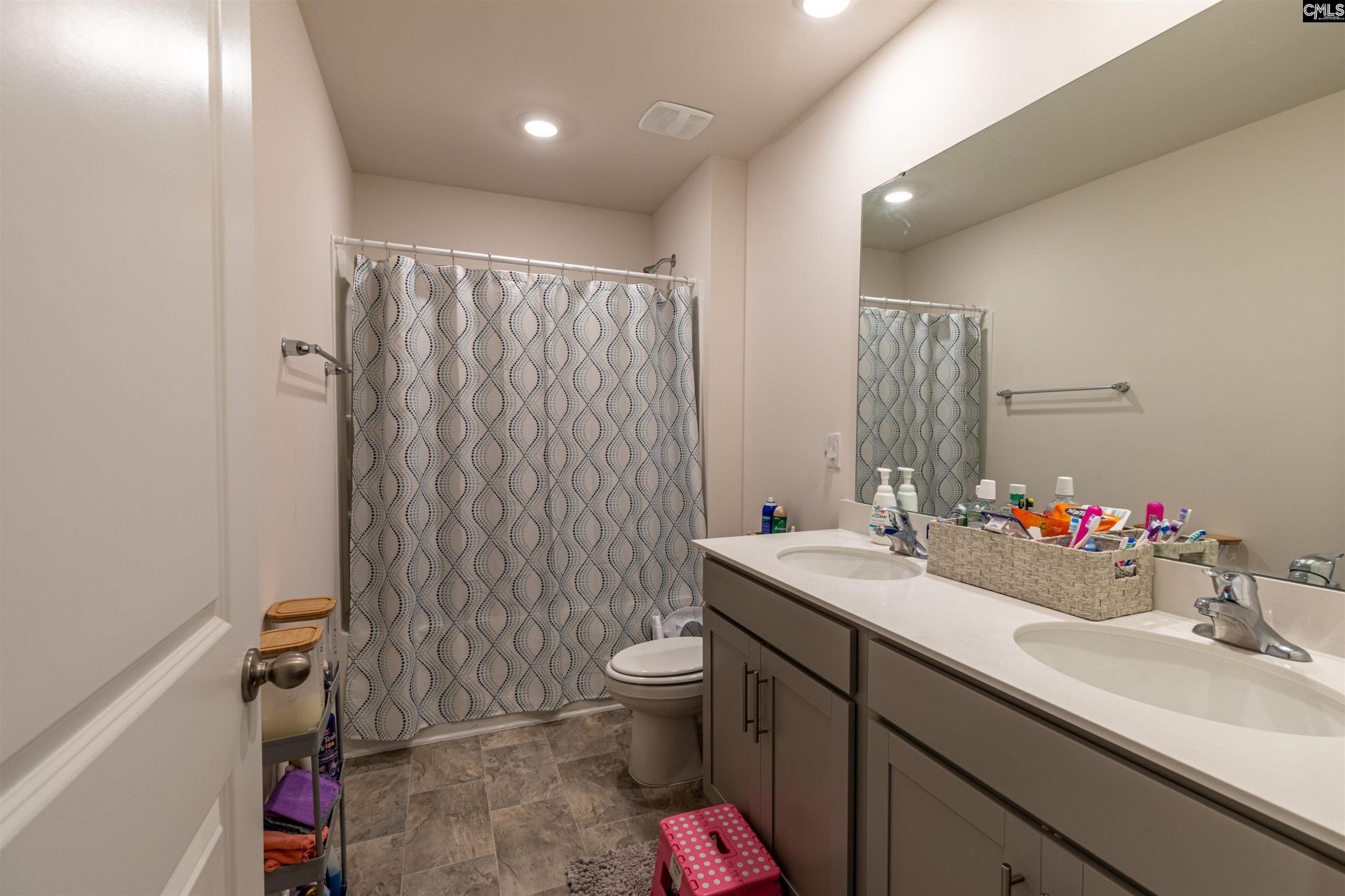 246 Carrington Drive  Photo 16