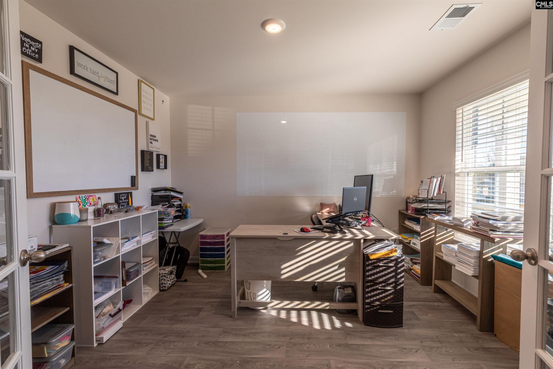 246 Carrington Drive  Photo 8