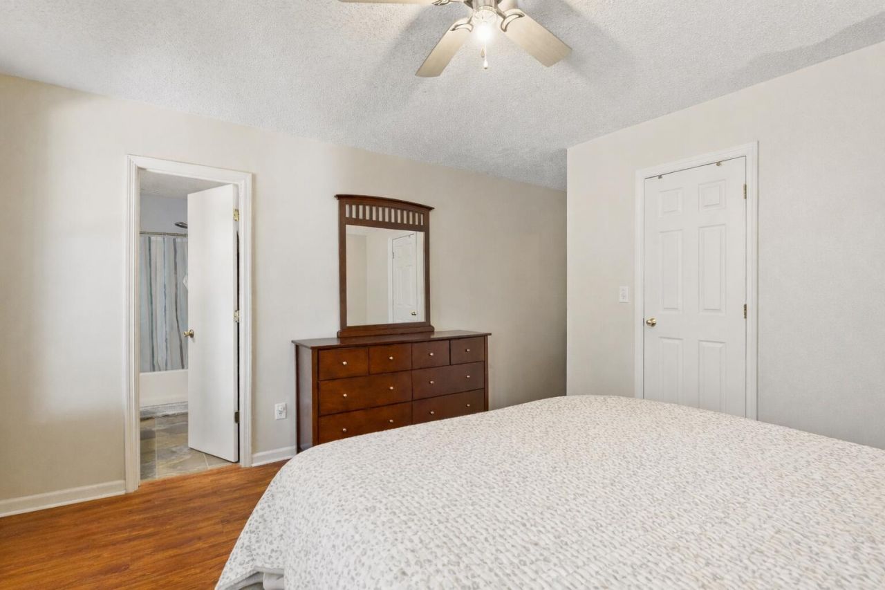 1147 Landsdowne Drive Photo 12