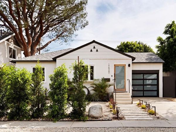 17922 Martha Street, Los Angeles, CA 91316