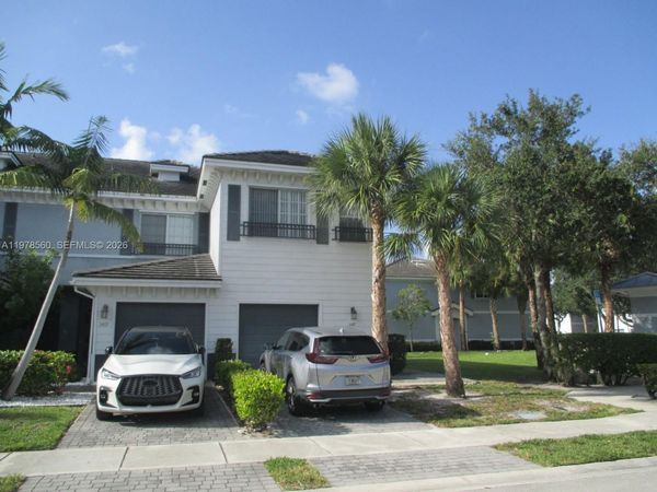 3417 NW 13th St, Lauderhill, FL 33311