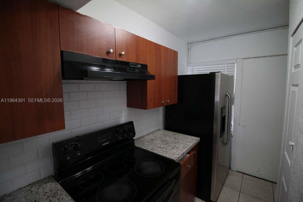 9220 Fontainebleau Blvd, Unit 202, Miami, FL 33172 Photo