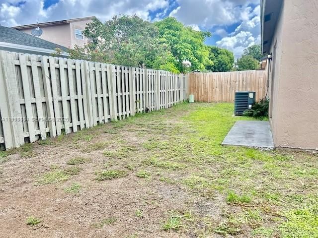 19922 NW 67th Pl, Hialeah, FL 33015 Photo