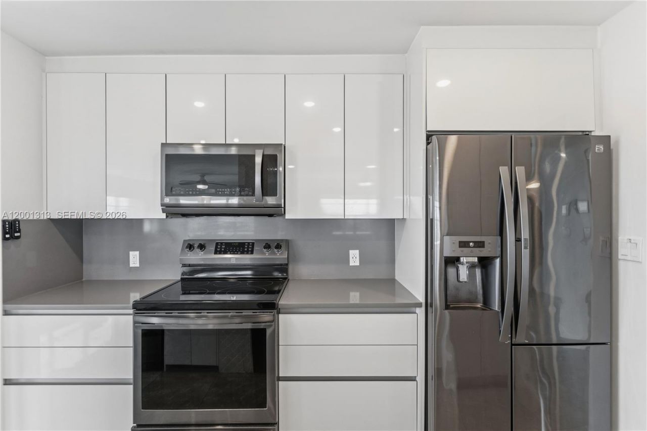 340 Sunset Dr, Unit 1210, Fort Lauderdale, FL 33301 Photo