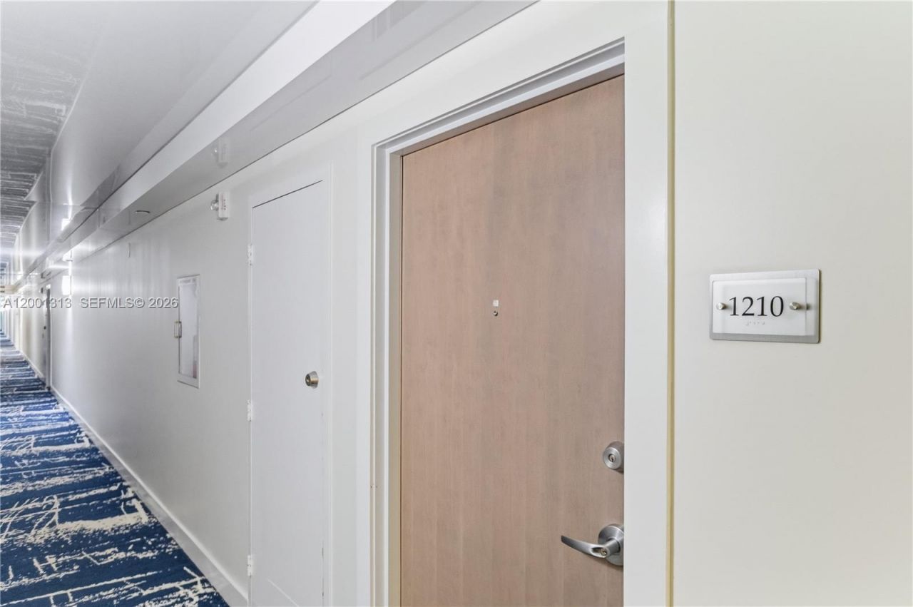 340 Sunset Dr, Unit 1210, Fort Lauderdale, FL 33301 Photo