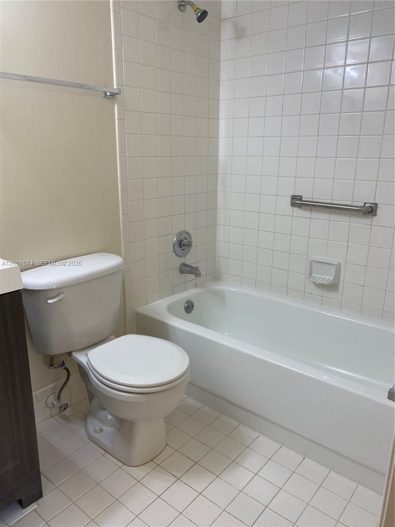 800 SW 131st Ave, Unit 311F, Pembroke Pines, FL 33027 Photo
