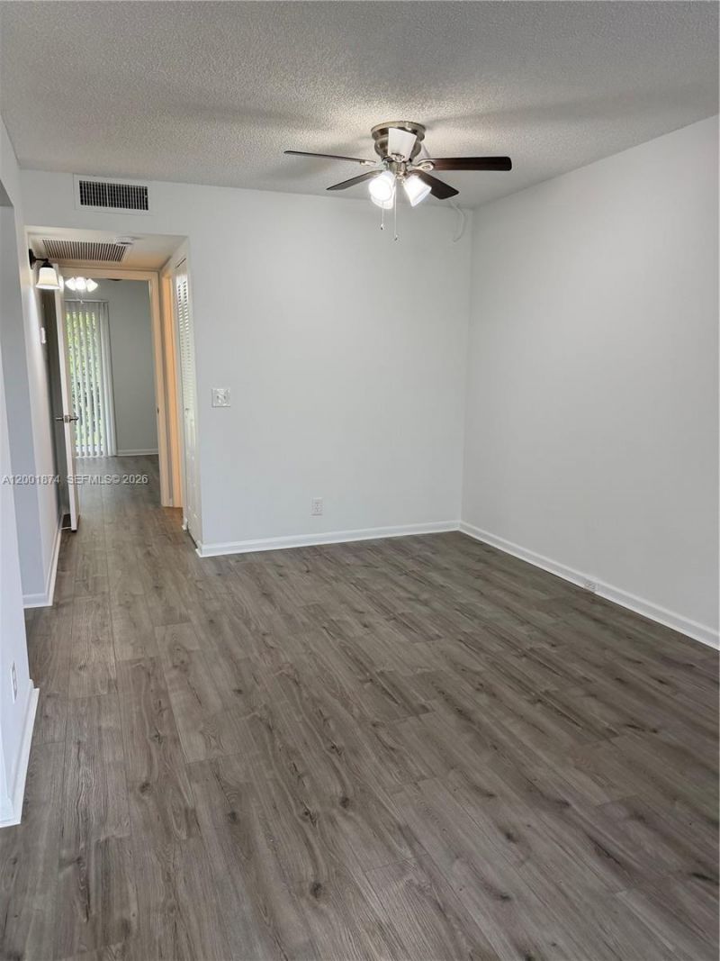 800 SW 131st Ave, Unit 311F, Pembroke Pines, FL 33027 Photo