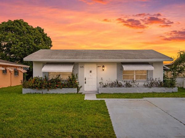 7505 NW 58th St, Tamarac, FL 33321