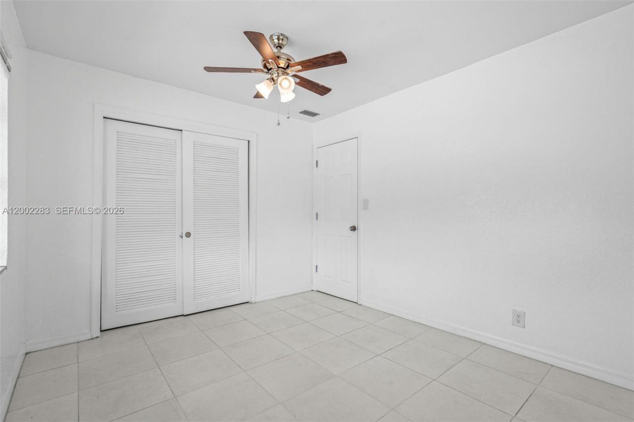 7505 NW 58th St, Tamarac, FL 33321 Photo