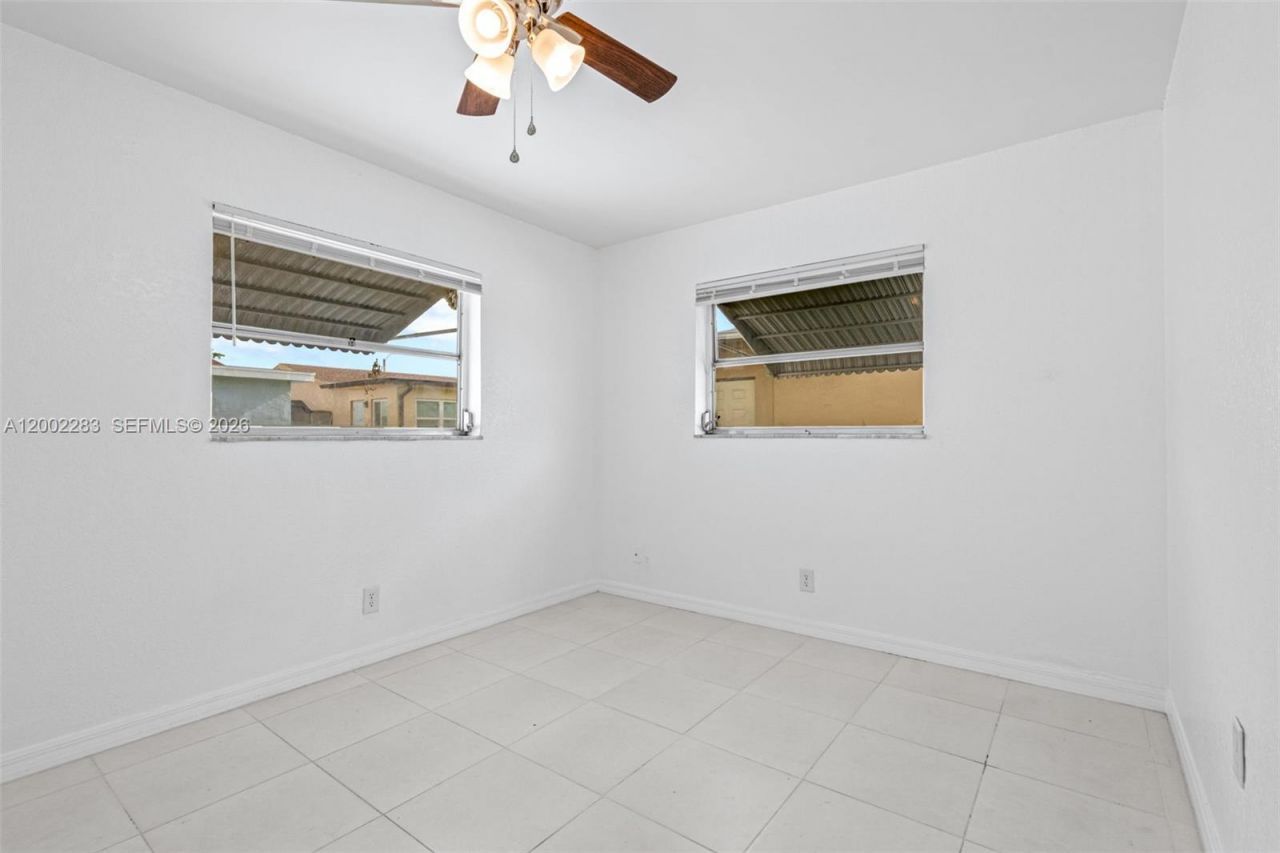7505 NW 58th St, Tamarac, FL 33321 Photo