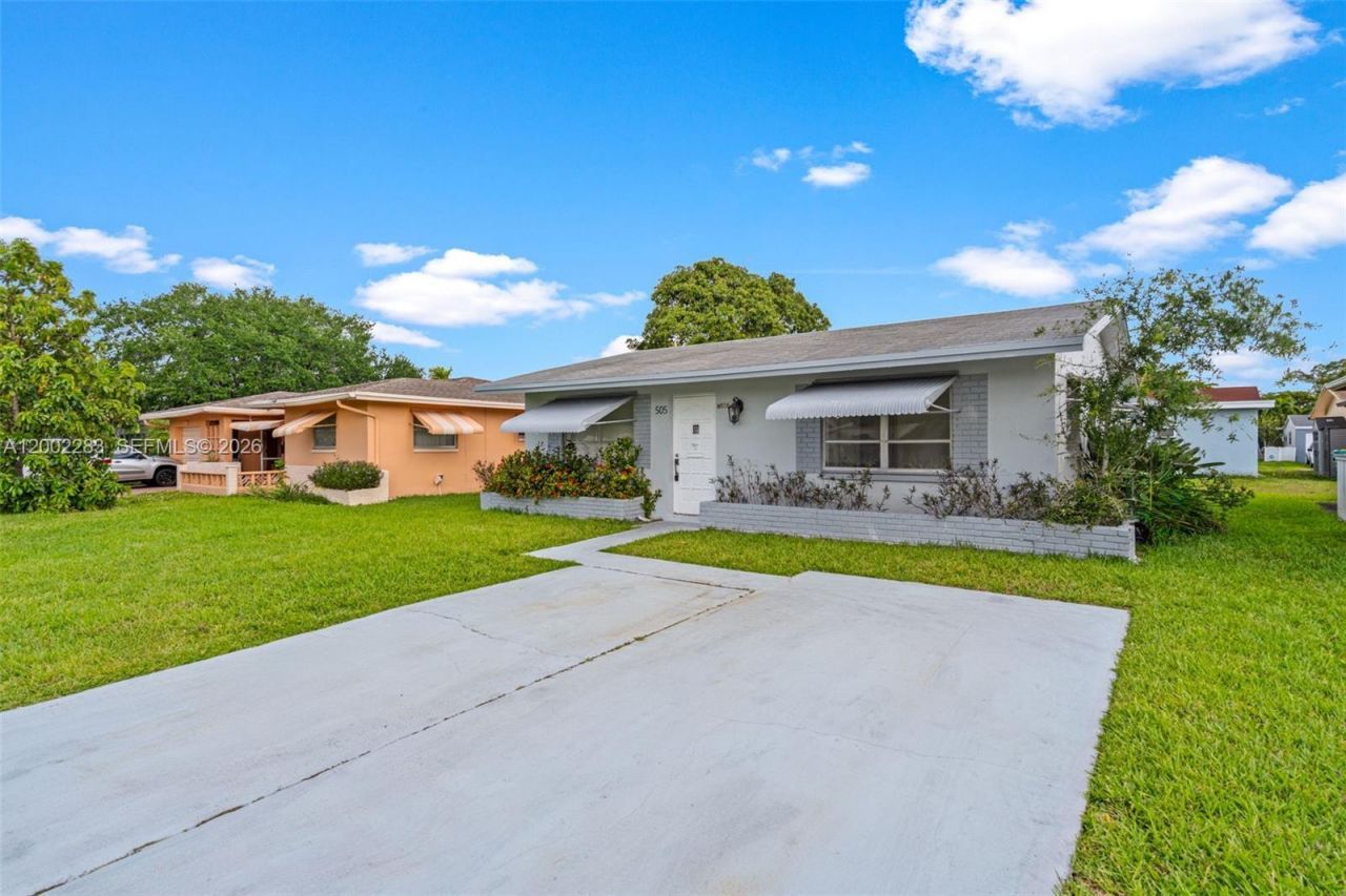 7505 NW 58th St, Tamarac, FL 33321 Photo