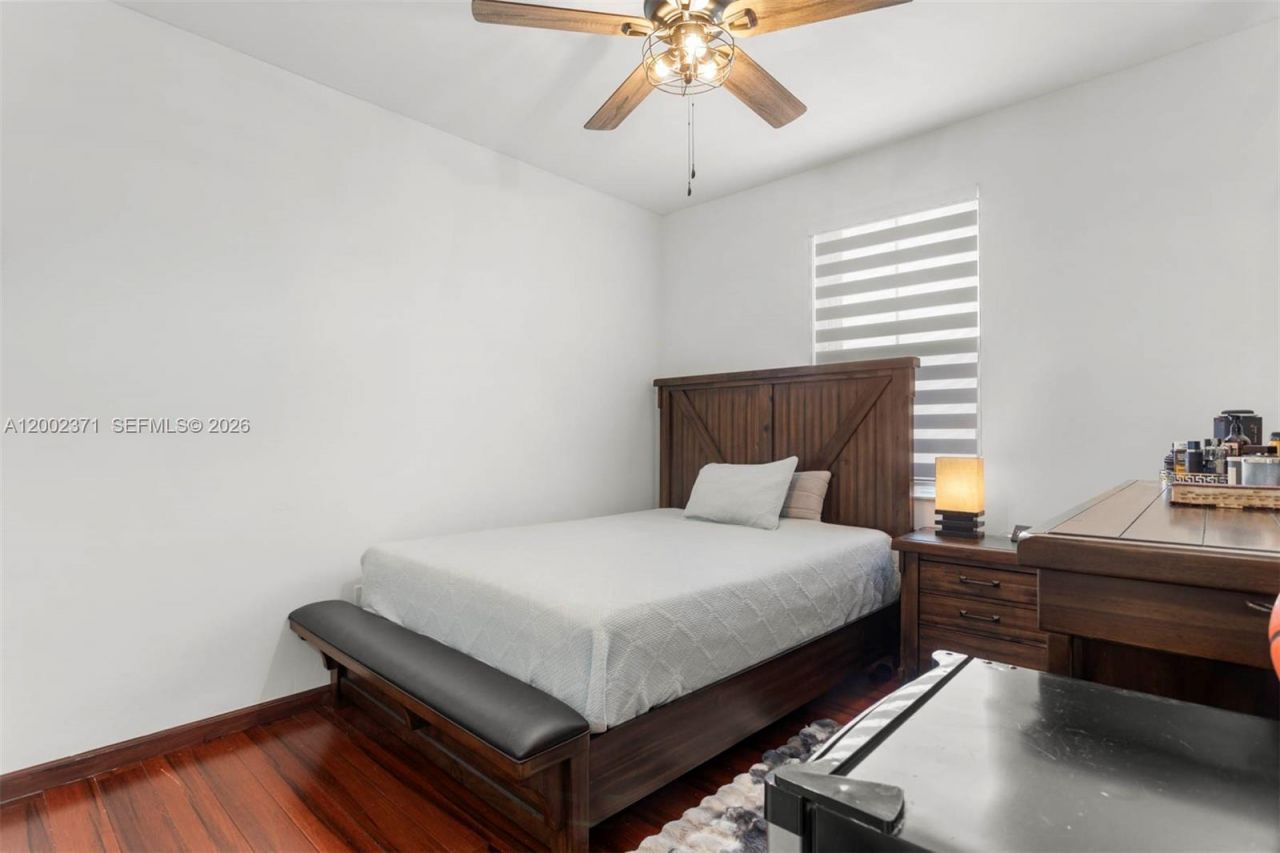 16368 SW 43rd Ter, Miami, FL 33185 Photo